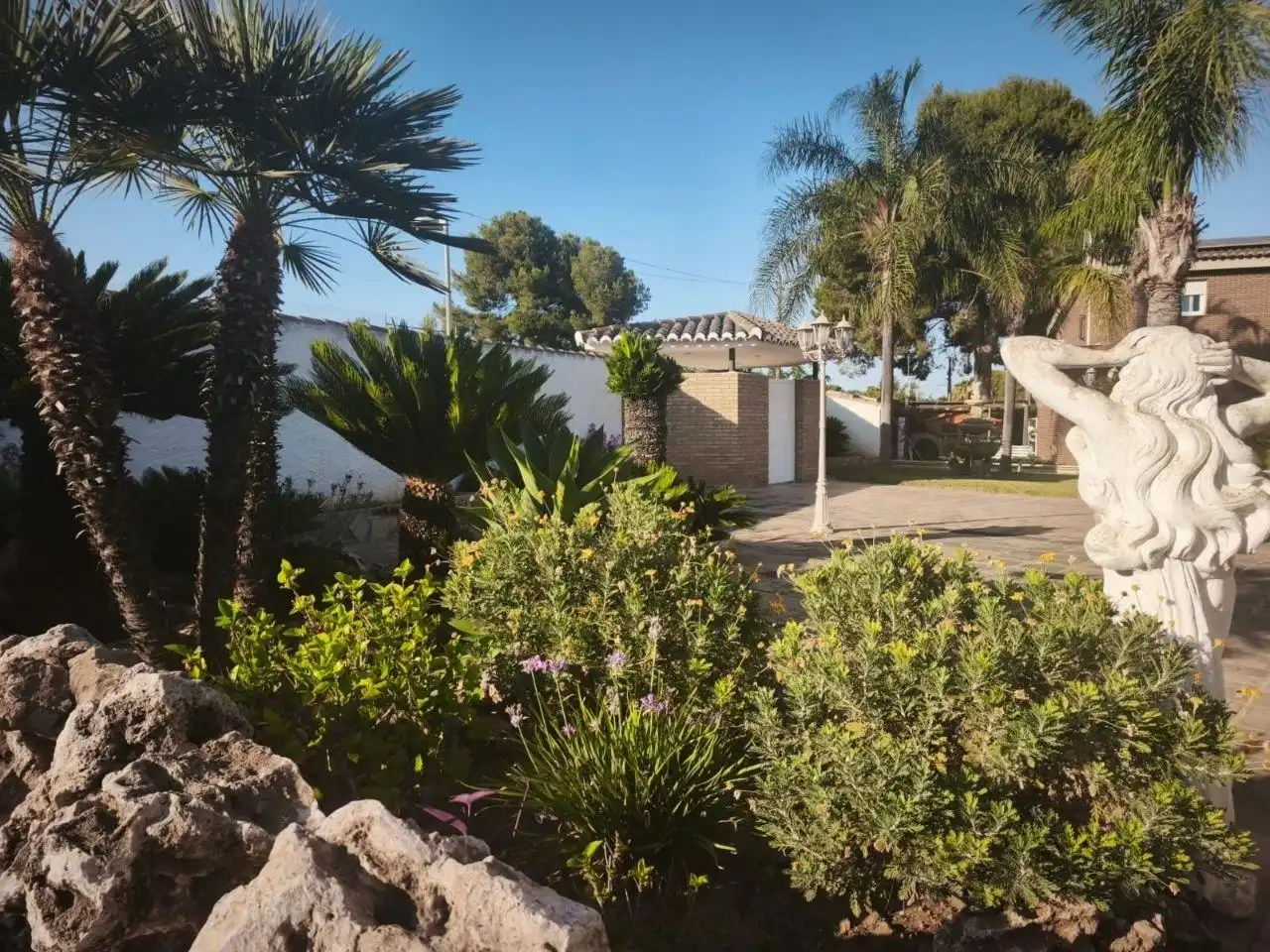 Jardín de Casa o chalet en venta en Paterna con Aire acondicionado, Calefacción y Jardín privado
