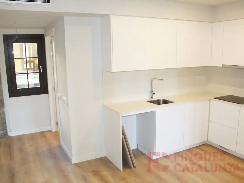 Flat for sale in Centre - Barri Vell