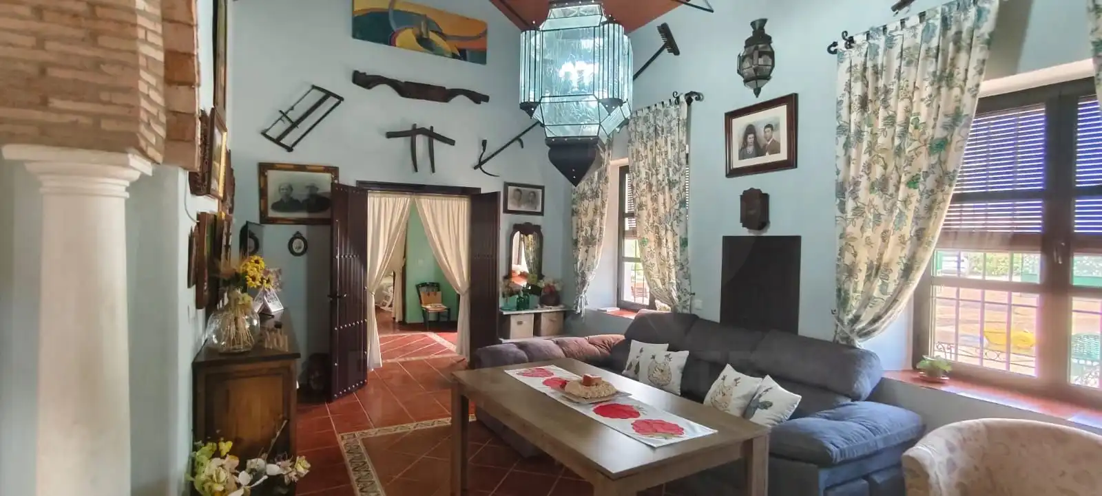Sala de estar de Casa o chalet en venta en Écija con Aire acondicionado y Piscina
