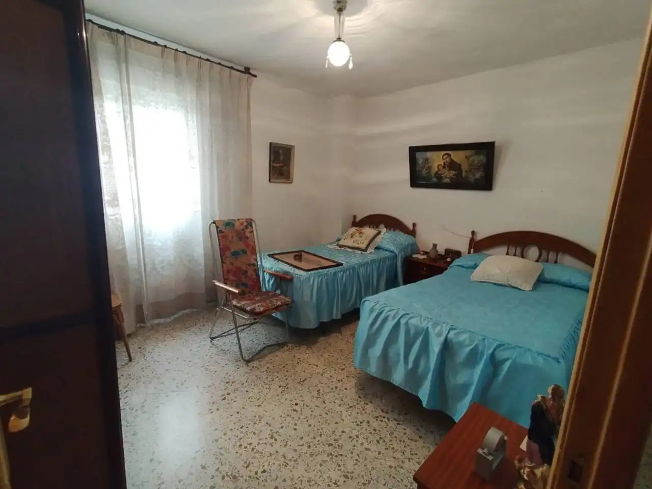 Schlafzimmer von Wohnung zum Verkauf in Montefrío mit Möbliert