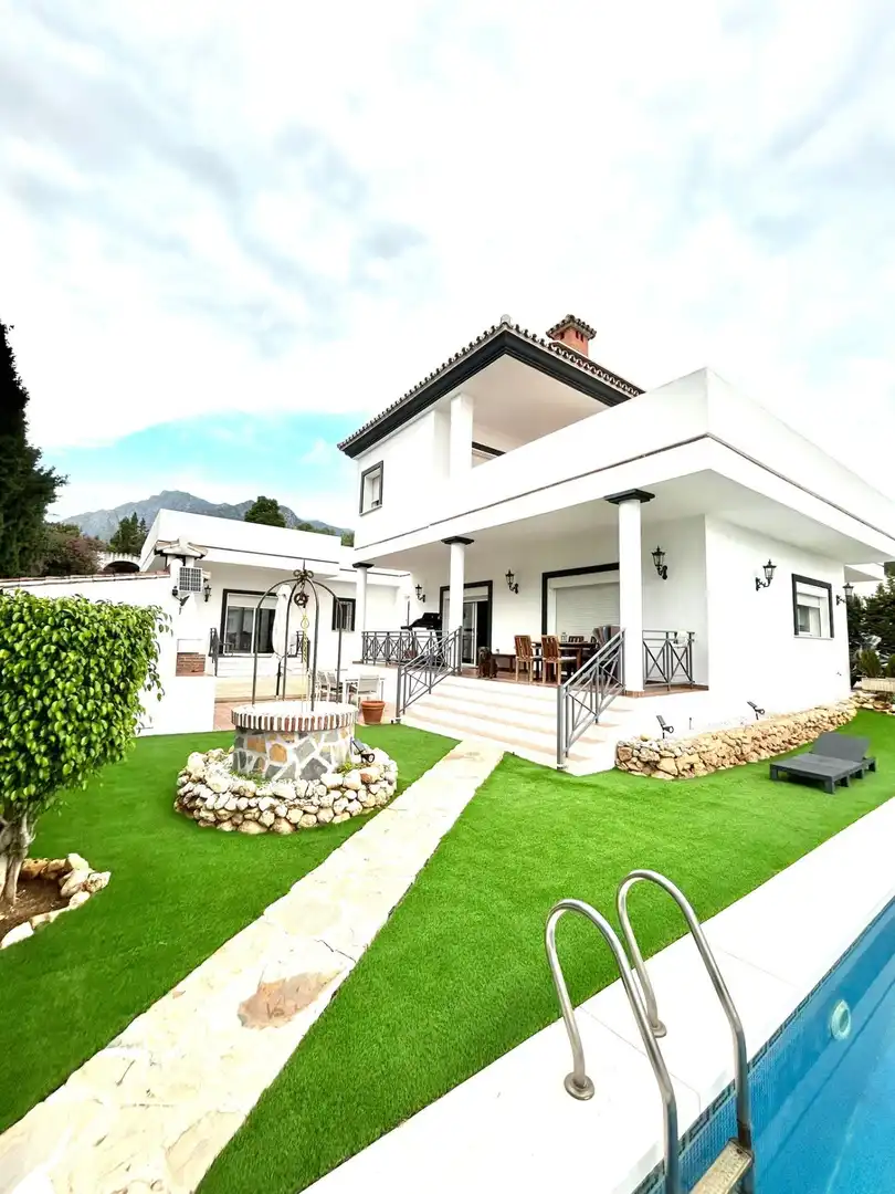 Chalet con terraza en venta en Marbella Centro, imagen 2
