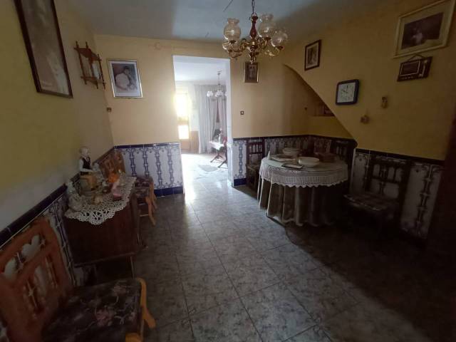 Casa-chalet en Venta en Huétor Tájar