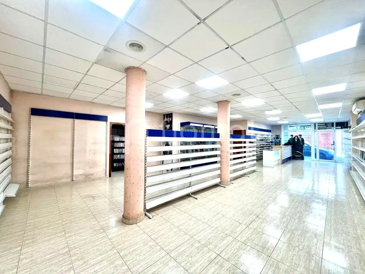 Local en venta en Blanes con Aire acondicionado