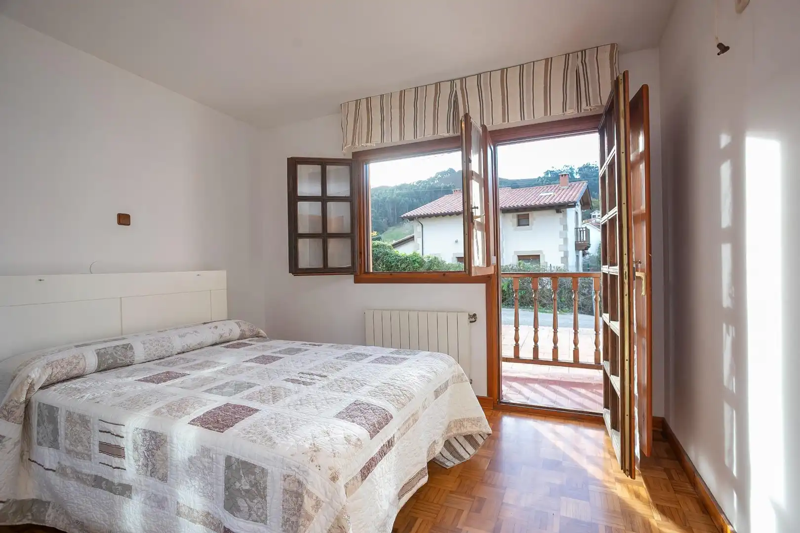 Schlafzimmer von Wohnung zum Verkauf in Val de San Vicente  mit Heizung