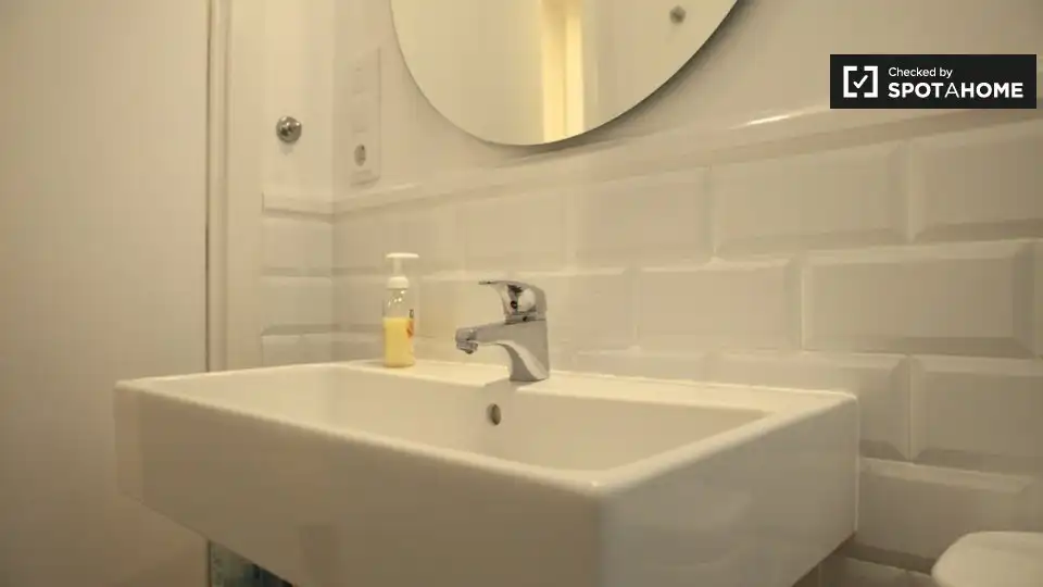 Zimmer in Sant Gervasi- Galvany