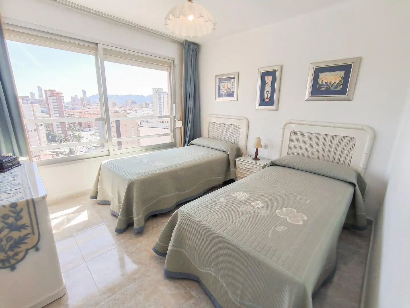 Bedroom of Flat for sale in Benidorm  with Private garden, Terrace and Furnished