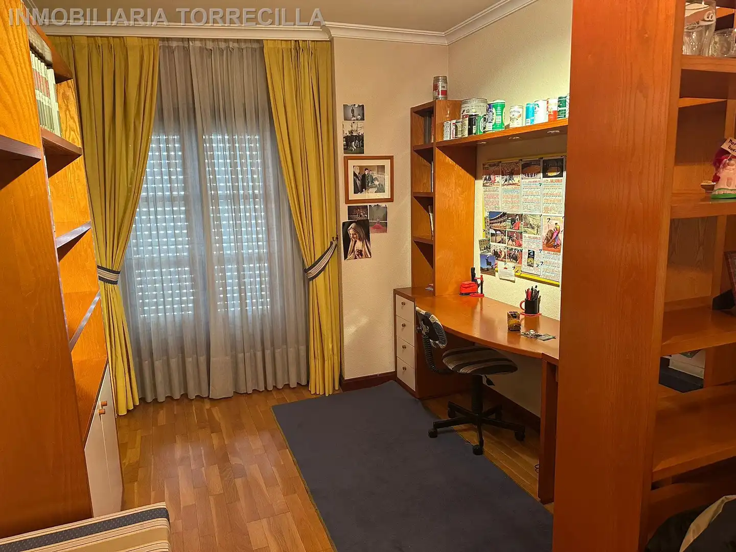 Schlafzimmer von Wohnung zur Miete in Valladolid mit Parkett, Möbliert und Balkon