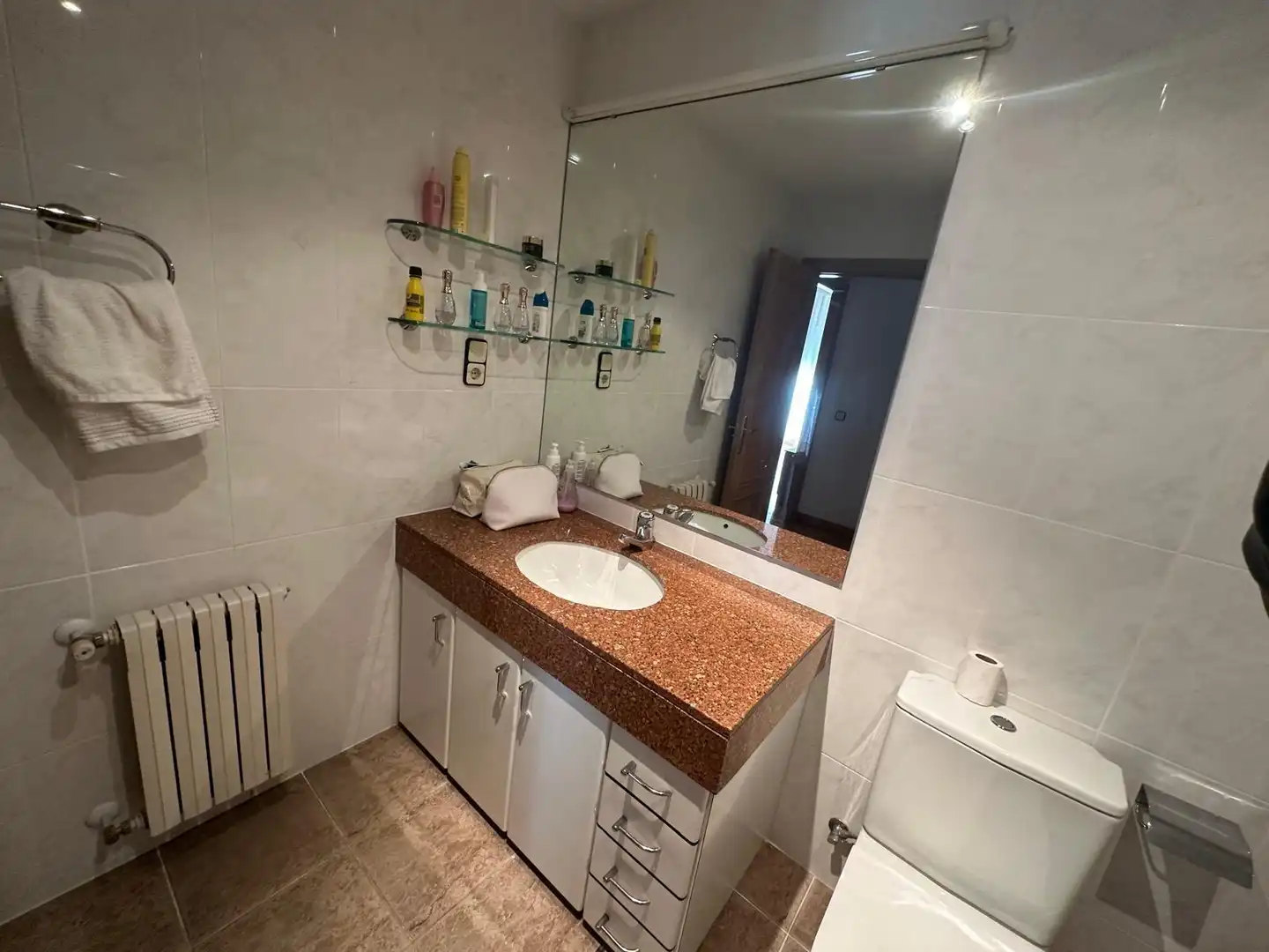 Baño de Piso de alquiler en Sant Quirze del Vallès con Balcón