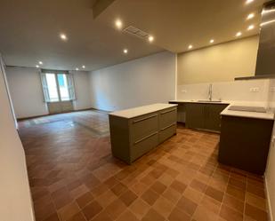 Kitchen of Flat to rent in Girona Capital  with Air Conditioner and Balcony