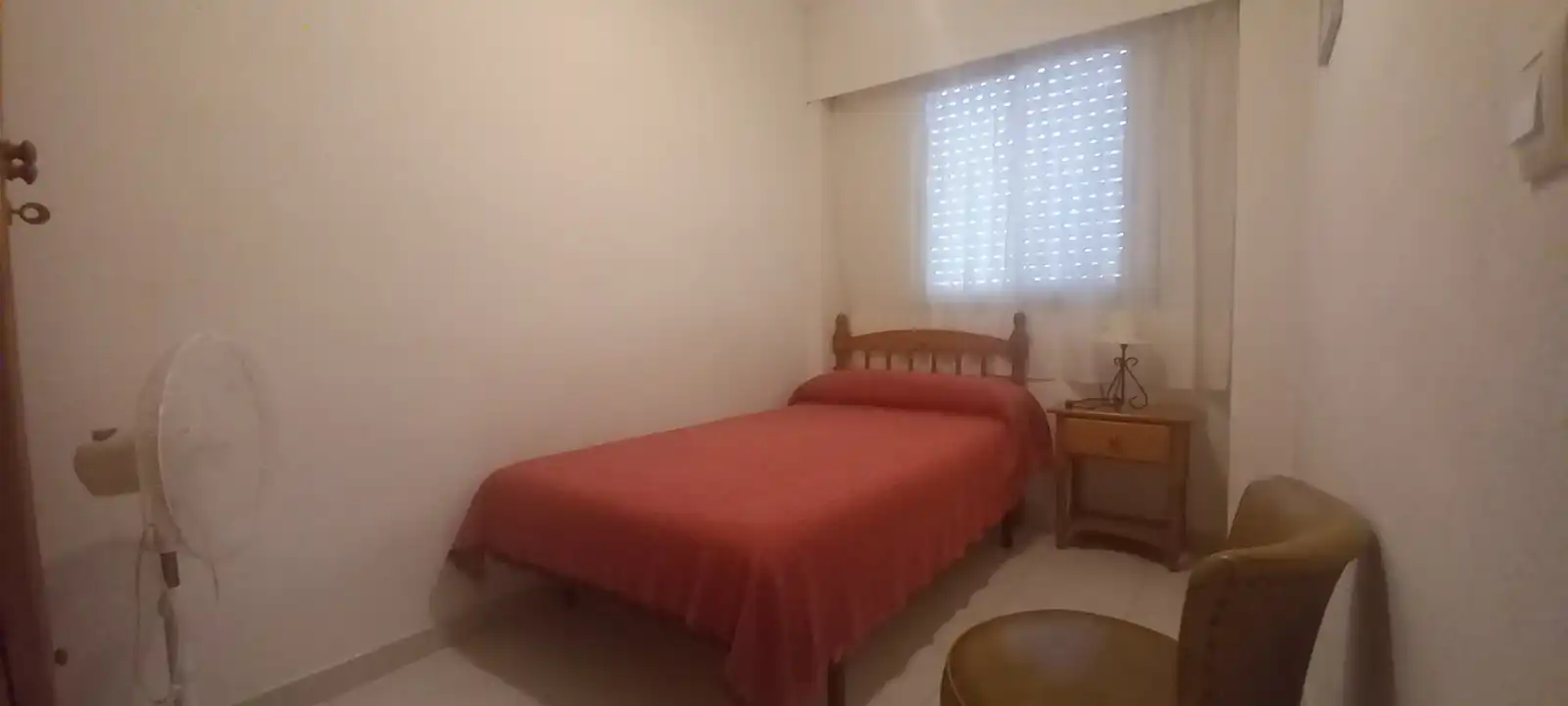 Habitación de Casa adosada de alquiler en Gandia con Terraza, Amueblado y Horno