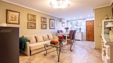 Foto 4 de Casa adosada en venta en Calle de Vedra, Entrevías, Madrid Capital