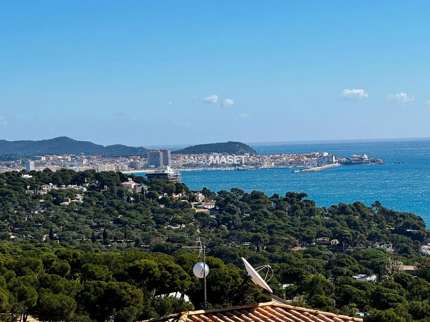 Außenansicht von Haus oder Chalet zum Verkauf in Calonge i Sant Antoni mit Heizung, Privatgarten und Terrasse