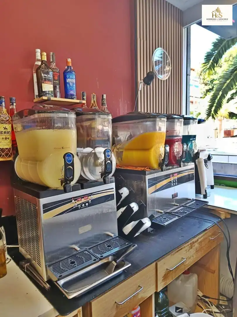 Local comercial de lloguer a Avenida de la Estación, imagen 11