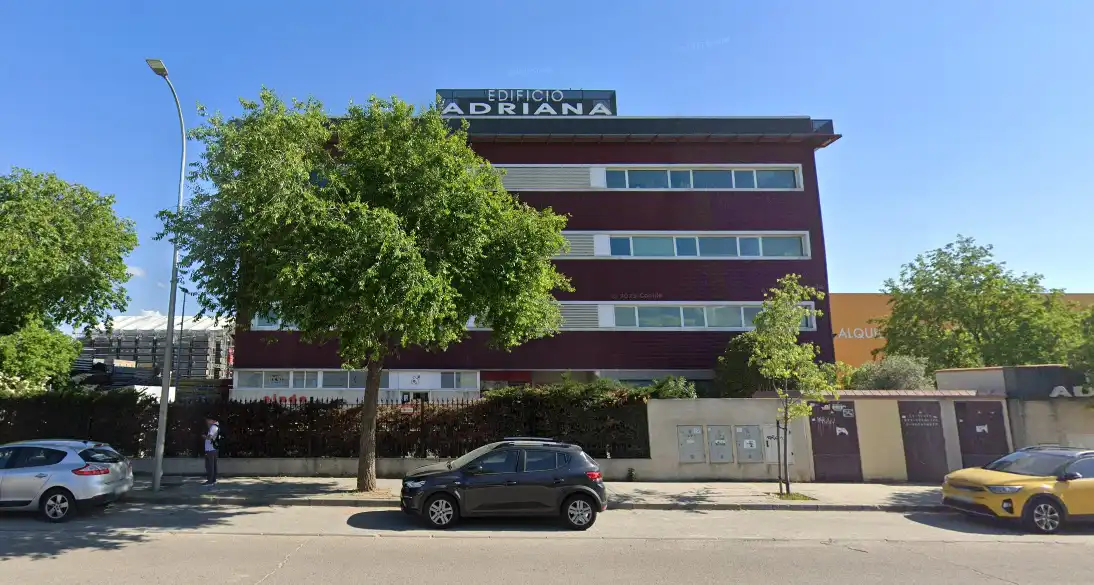 Nau industrial de lloguer a Calle Laguna del Marquesado, 19, Villaverde Alto