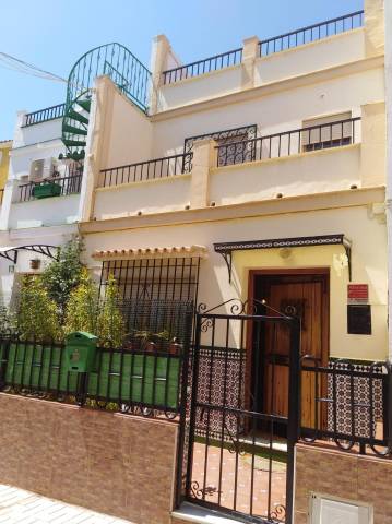 Casa-chalet en Venta en Martiricos - La Roca - La Rosaleda