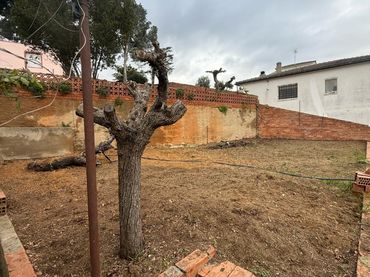 Wohnbaugrundstück zum Verkauf in Piera