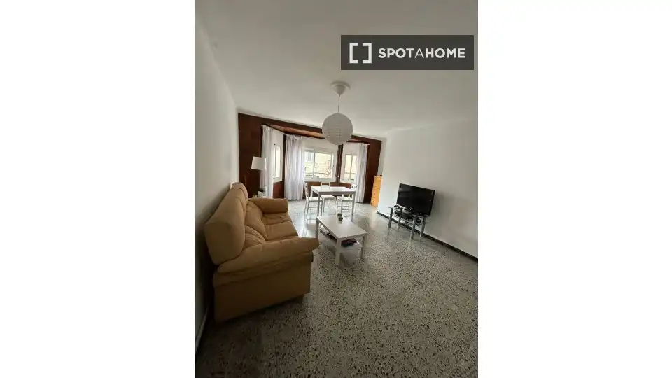 Vista exterior de Apartamento para compartir en Centre