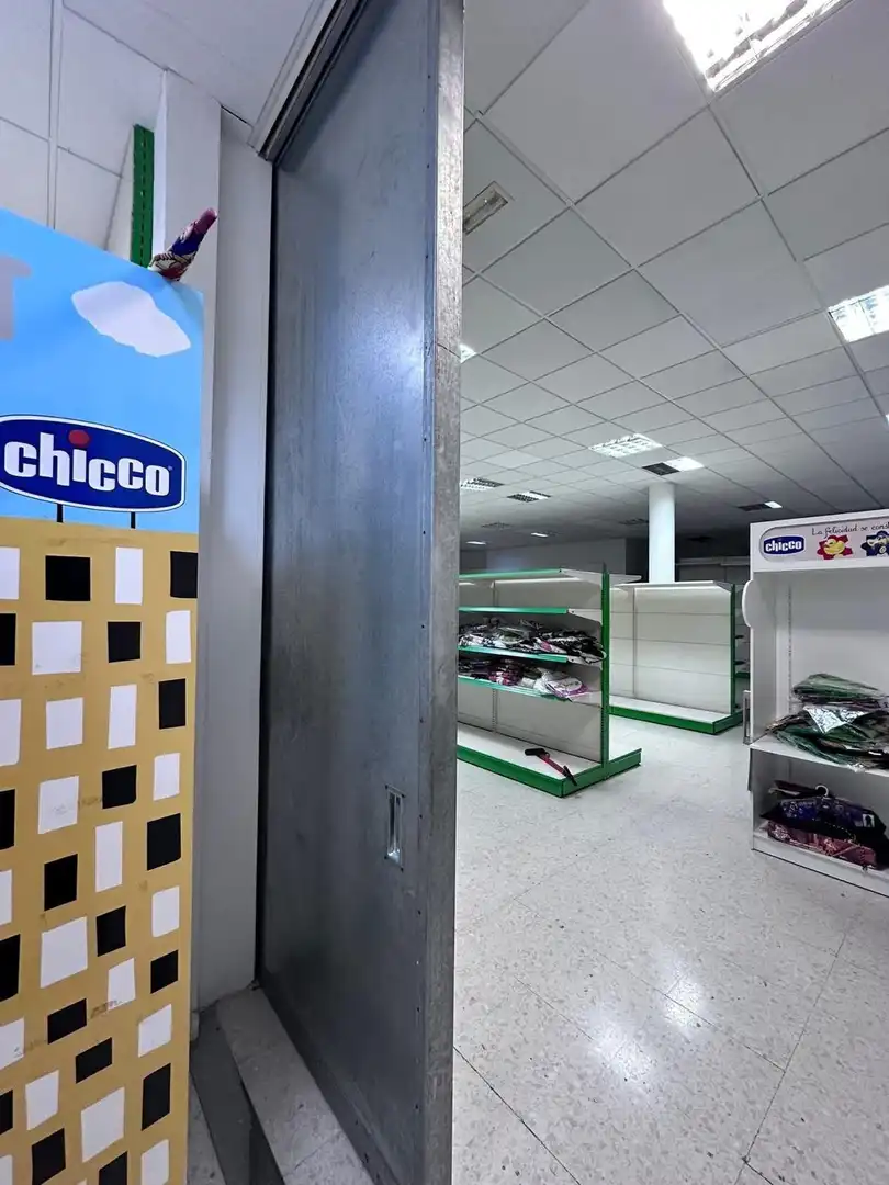 Locale commerciale in affitto a Centro, imagen 5