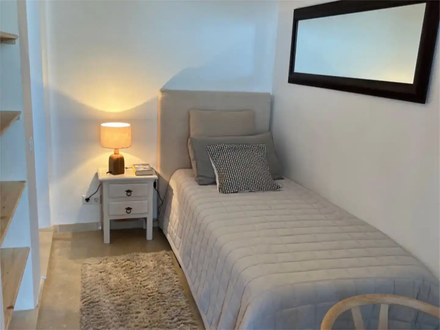 Dormitori de Apartament en venda en Mijas amb Aire condicionat i Piscina