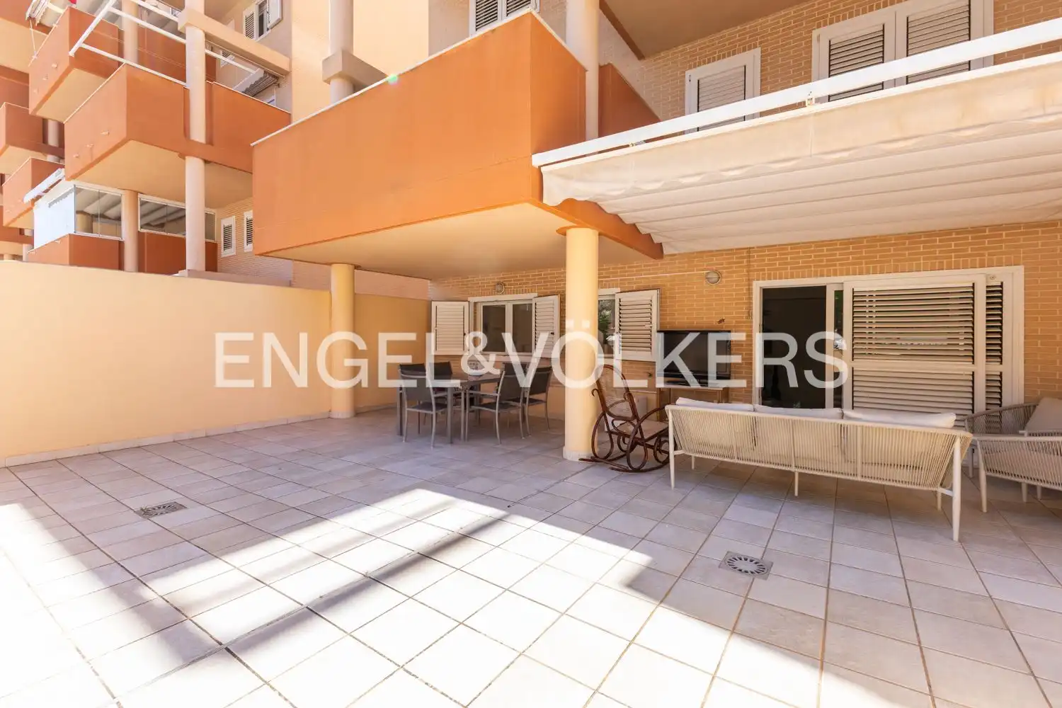 Wohnung zur Miete in Carrer José Segrelles, Canet d'En Berenguer