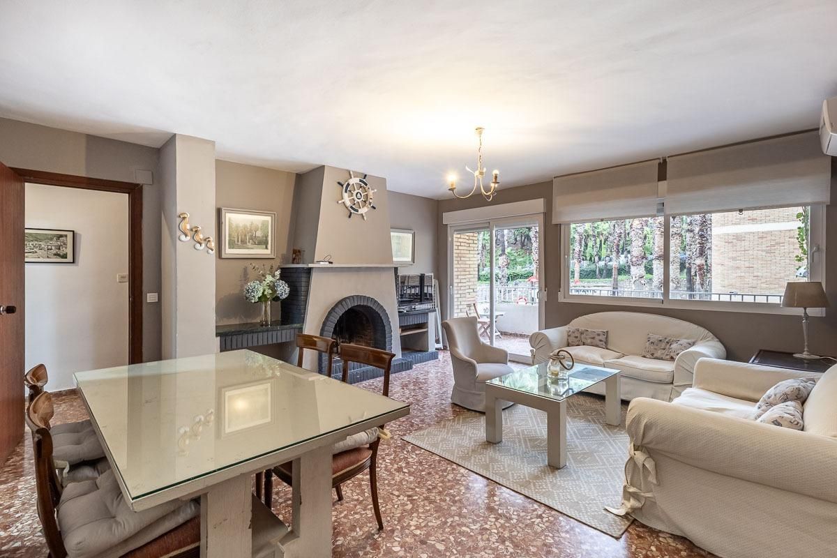 Living room of Flat for sale in Almuñécar  with Terrace and Balcony