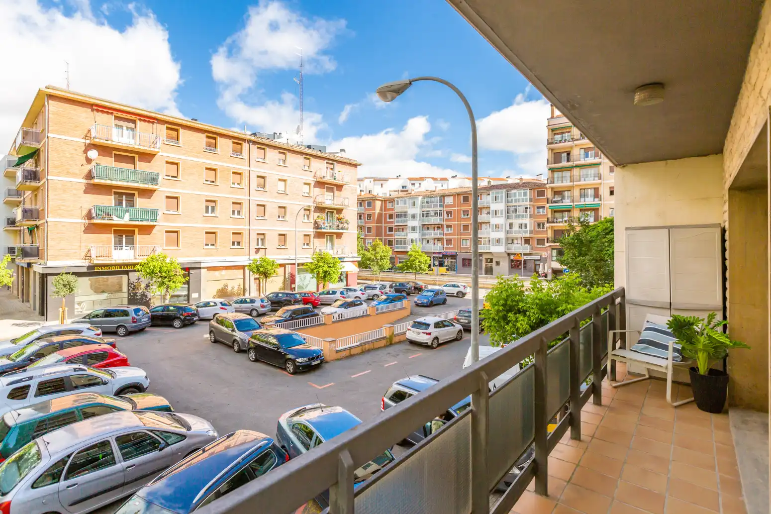 Vista exterior de Piso en venta en  Pamplona / Iruña con Calefacción y Parquet