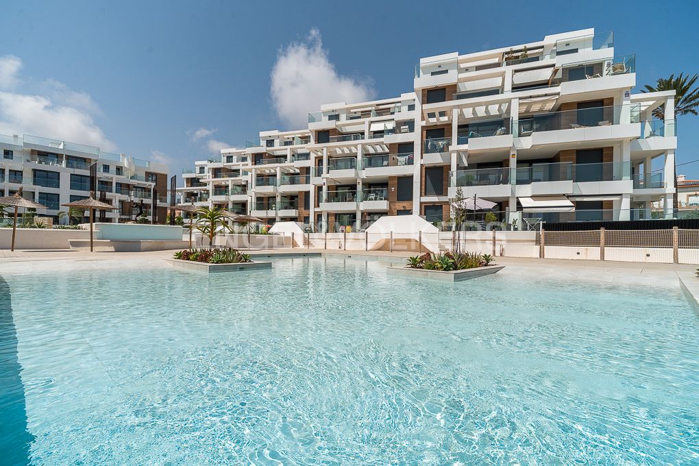 Piscina de Apartament de lloguer en Dénia amb Aire condicionat, Calefacció i Jardí privat
