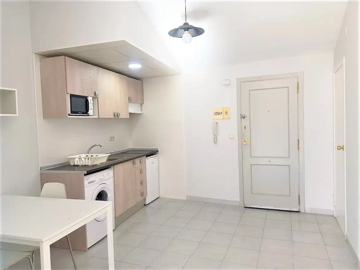 Küche von Wohnung zur Miete in Lleida mit Klimaanlage, Heizung und Terrasse