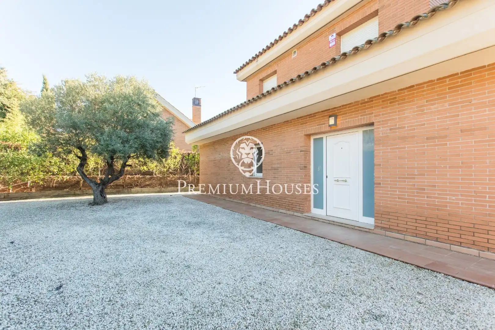 Vista exterior de Casa o xalet en venda en Arenys de Mar amb Aire condicionat, Calefacció i Jardí privat