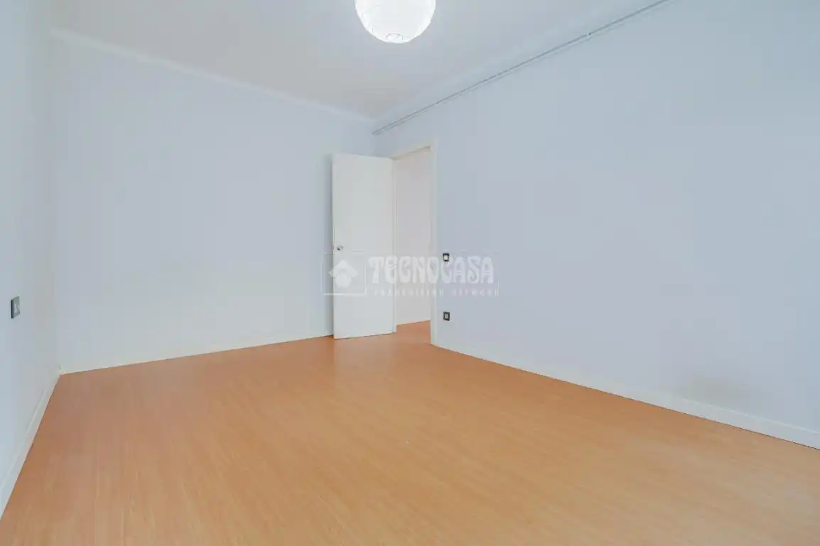 Habitación de Piso en venta en Barcelona con Aire acondicionado, Calefacción y Trastero
