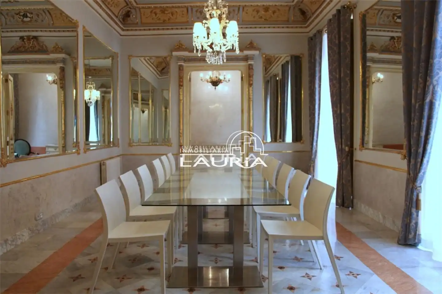 Esszimmer von Gebäude zum Verkauf in Valencia