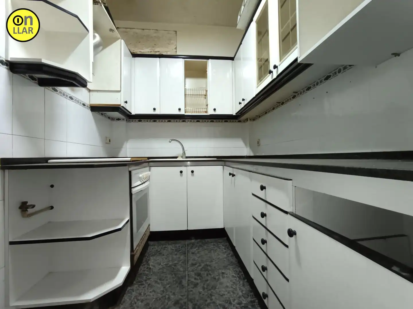 Cocina de Piso en venta en Parets del Vallès con Terraza y Balcón
