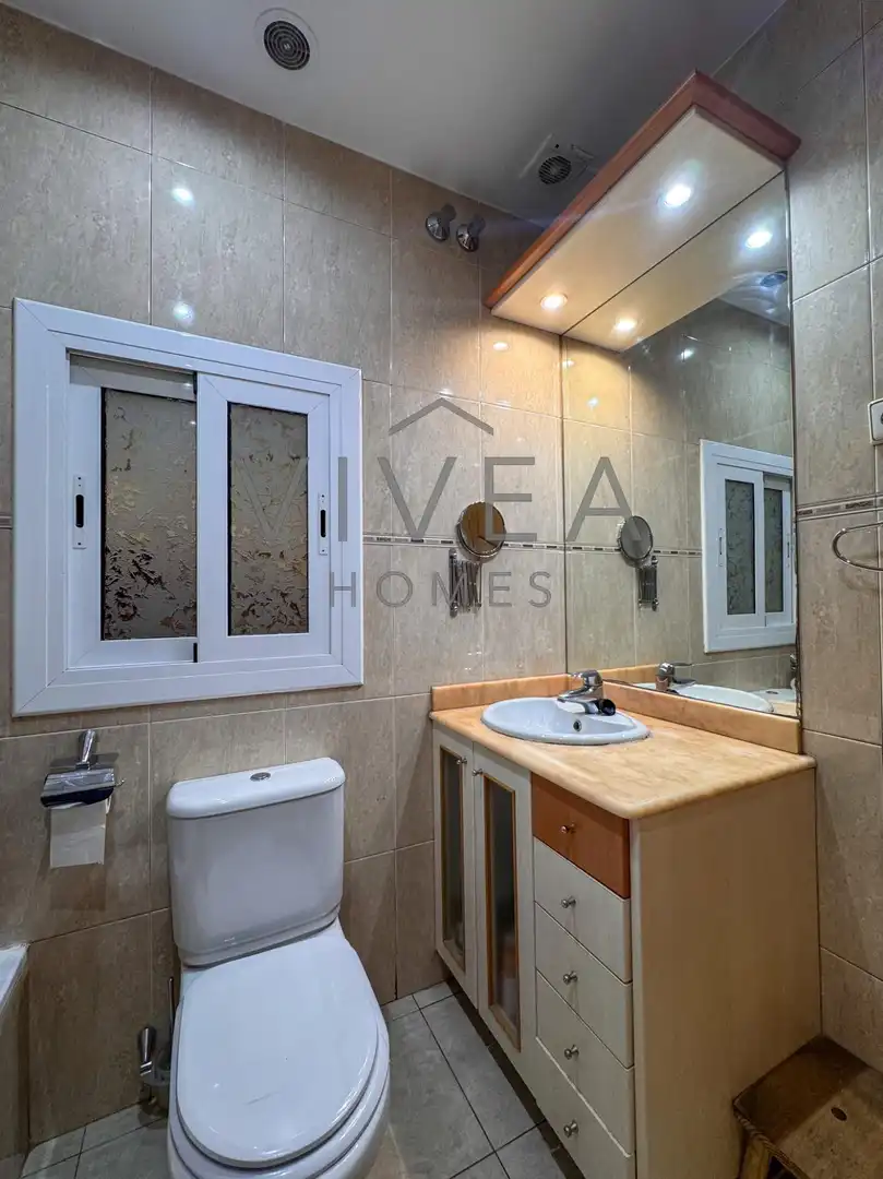 Baño de Casa o chalet en venta en Sabadell con Aire acondicionado, Calefacción y Terraza