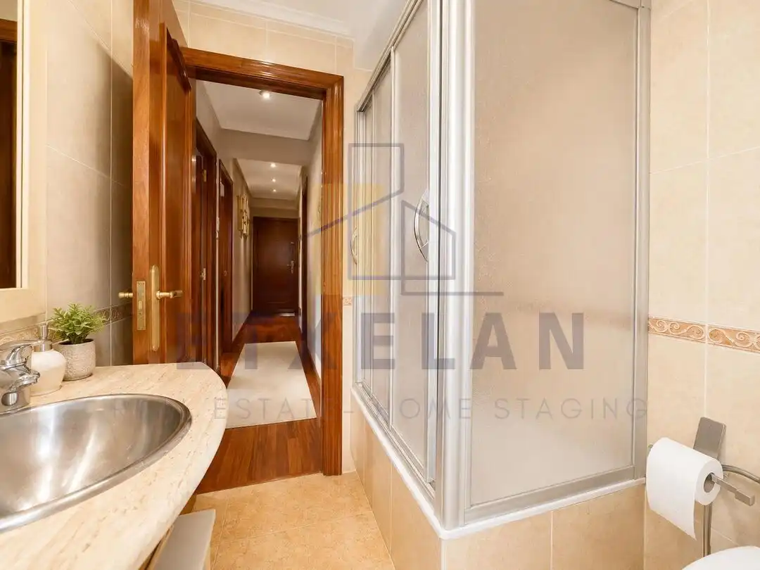 Baño de Piso en venta en Atxondo con Calefacción y Amueblado