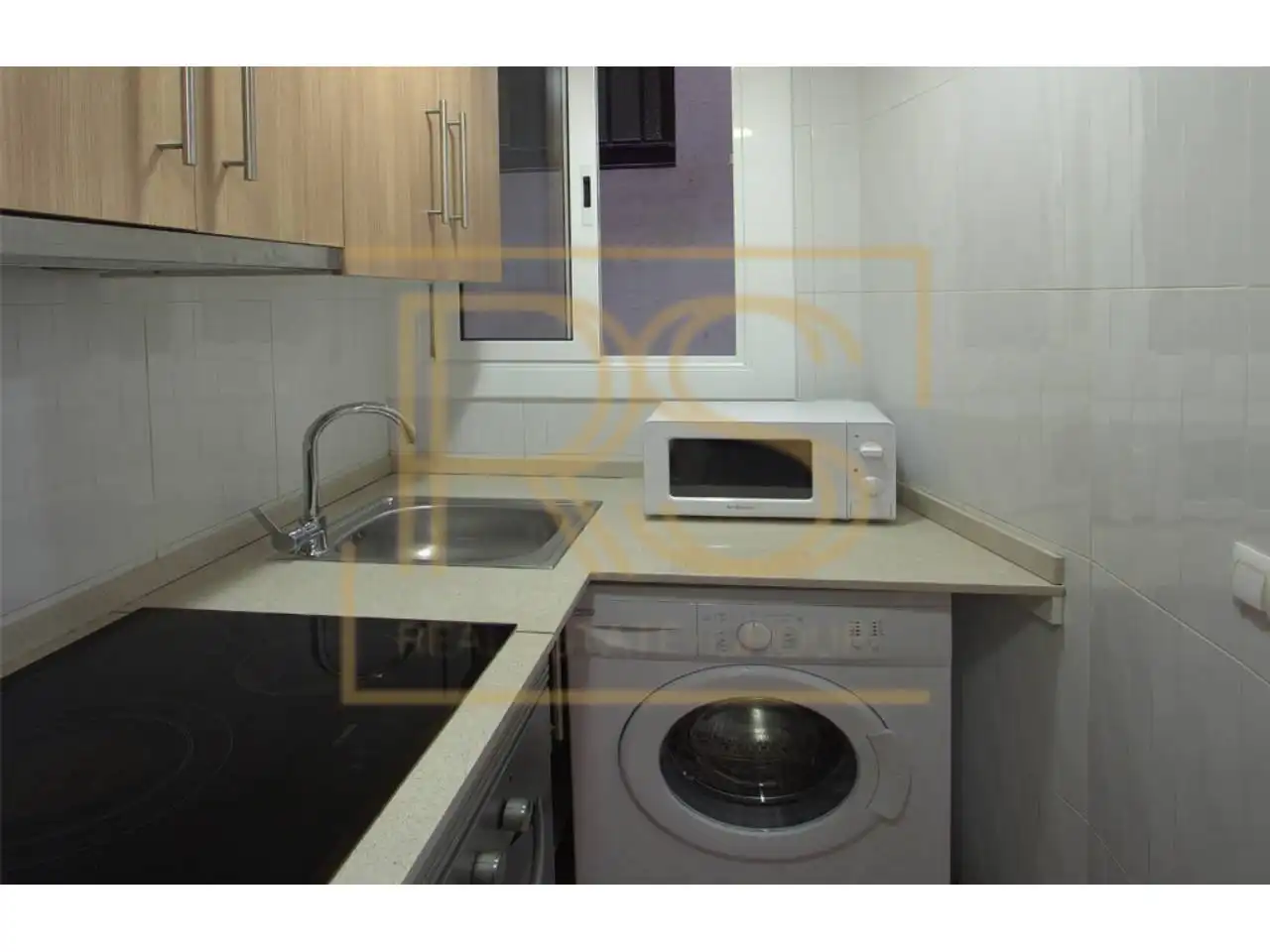 Flat for rent in Calle vallespir, Barri de les Corts