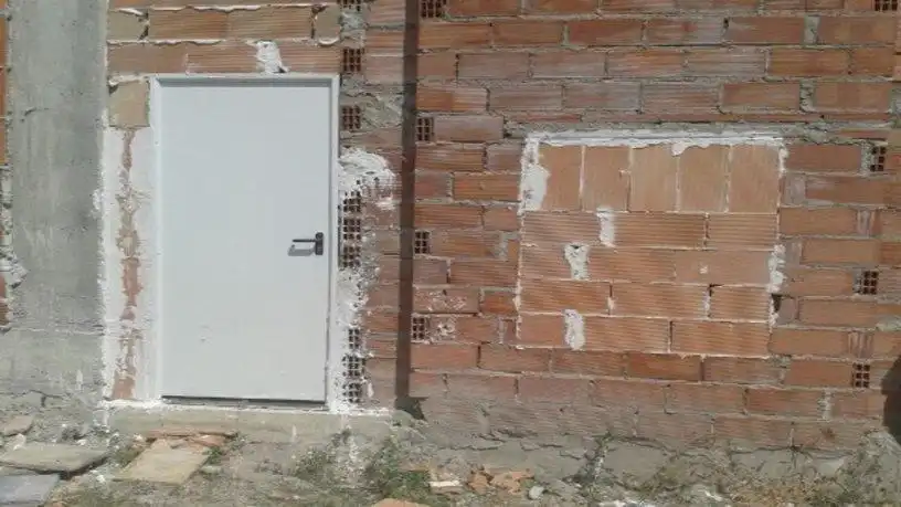 Gebäude zum Verkauf in Calle VELAZQUEZ, Vélez de Benaudalla