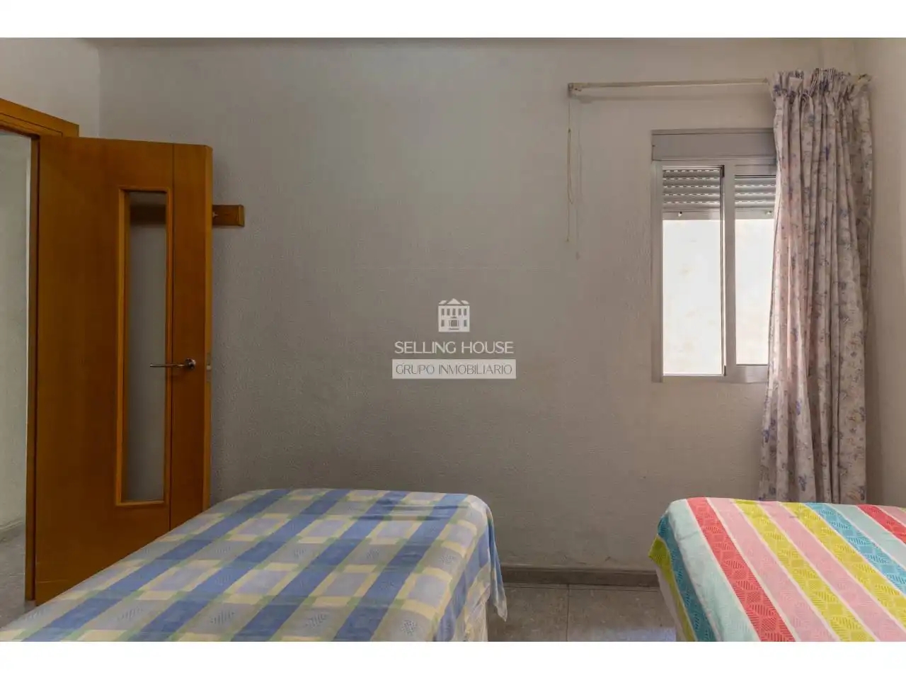Habitación de Piso en venta en Mislata con Amueblado y Balcón