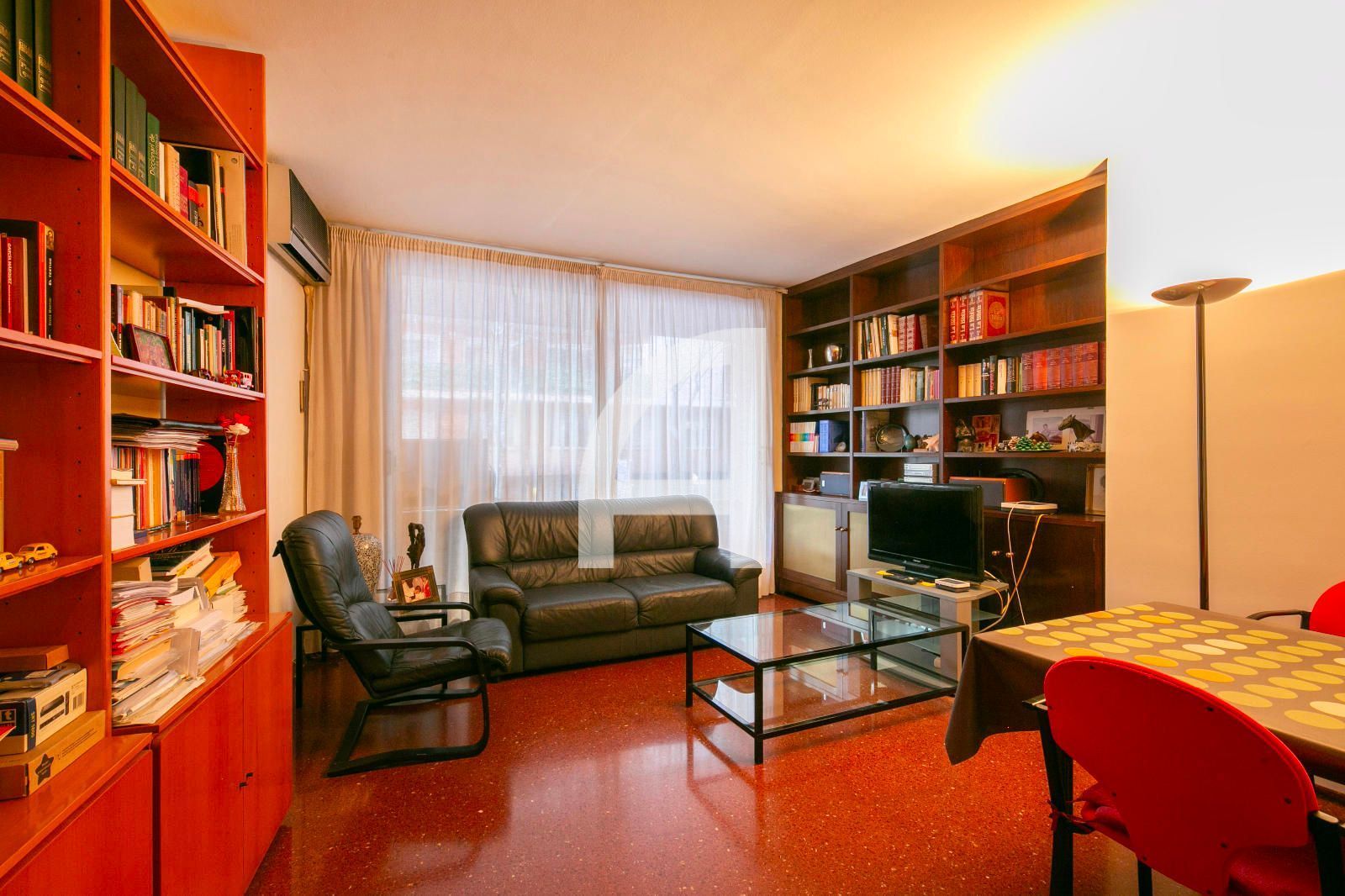 Living room of Flat for sale in  Barcelona Capital  with Air Conditioner, Heating and Terrace