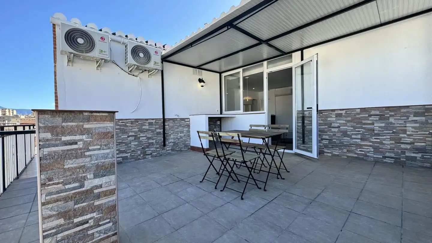 Flat for rent in Calle Calle Segovia, Barrio de Zaidín