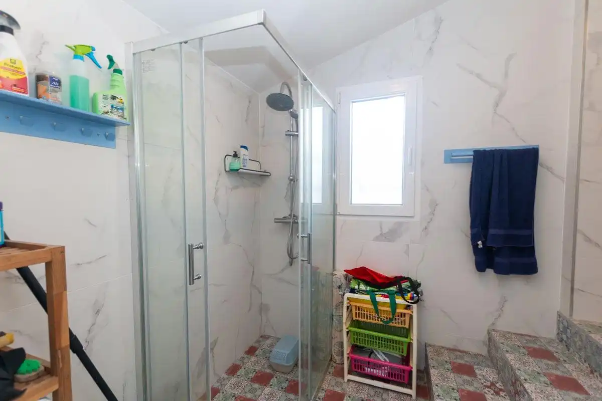 Baño de Casa o chalet en venta en Torrevieja con Aire acondicionado, Terraza y Trastero