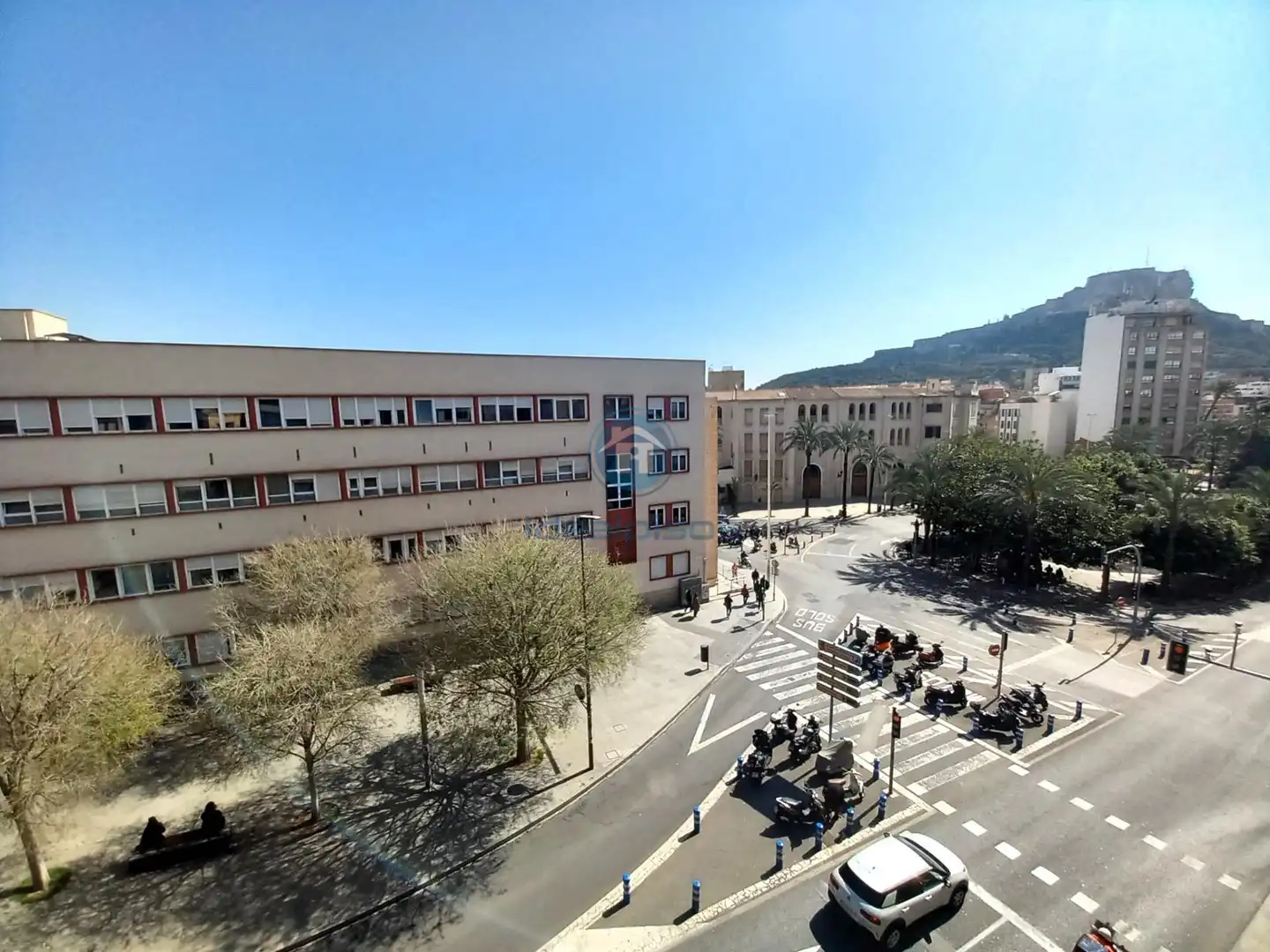 Vista exterior de Pis en venda en Alicante / Alacant amb Balcó