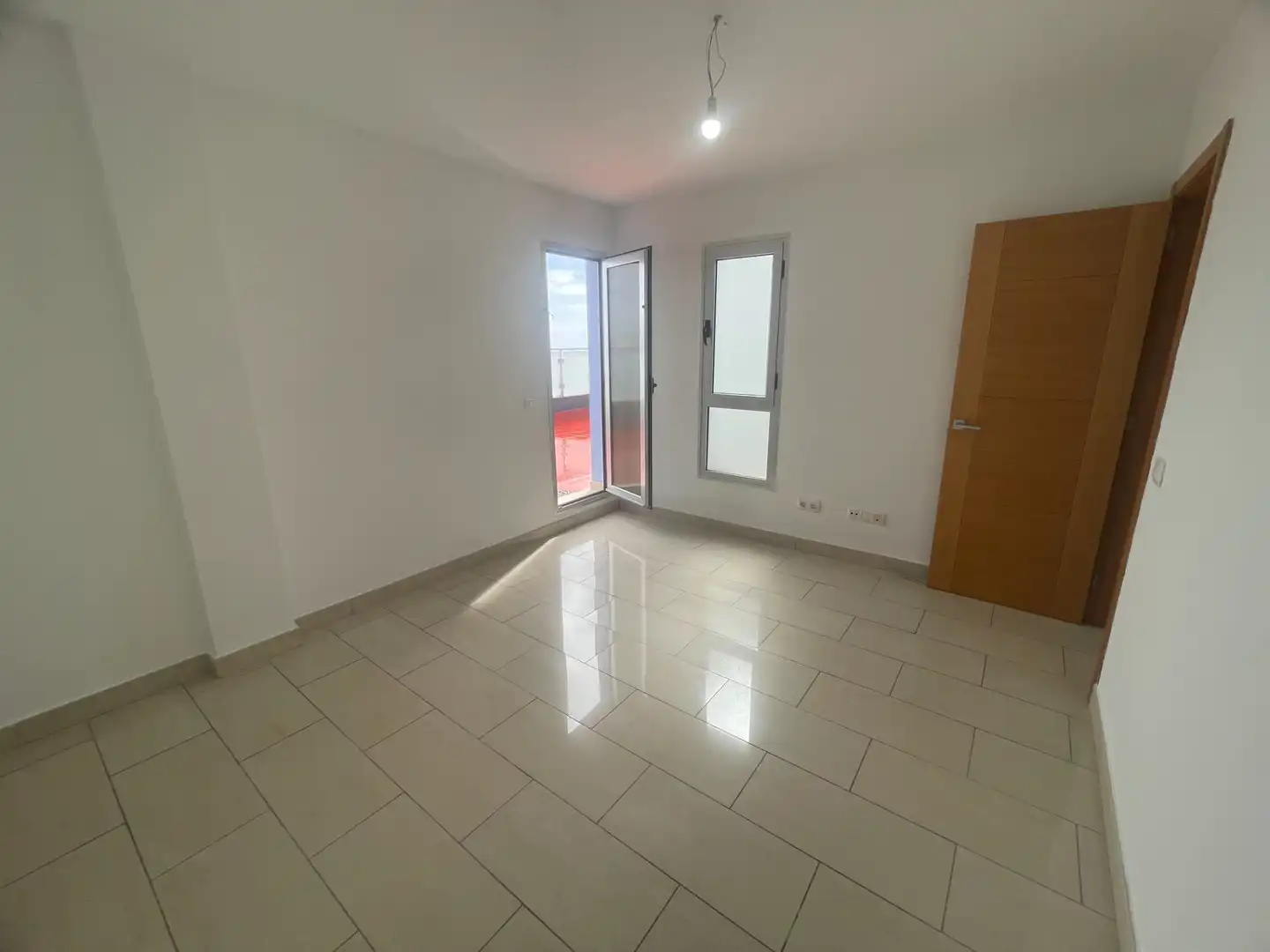 Ático en venta en Telde con Terraza, Horno y Internet