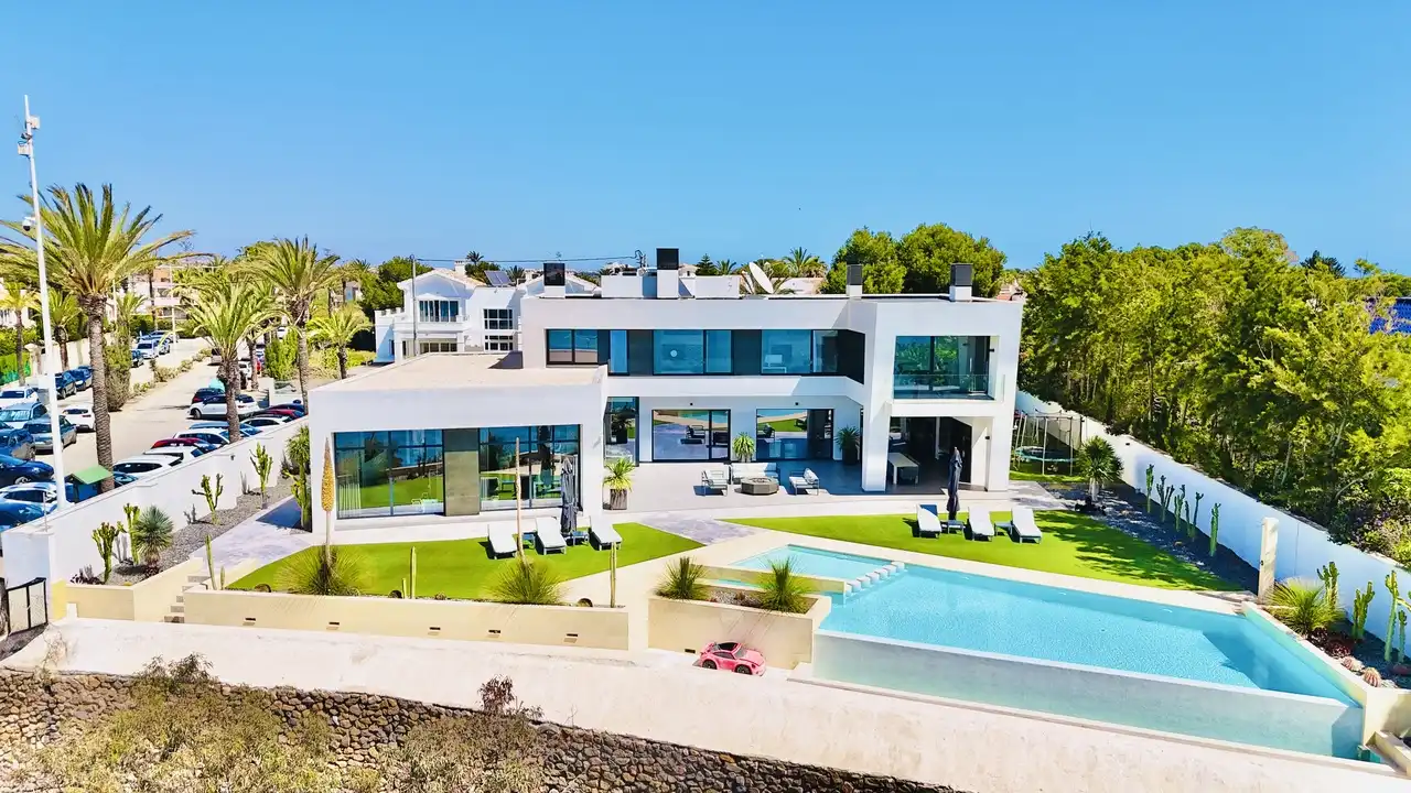 Villa mit Terrasse zum Verkauf in Orihuela Costa