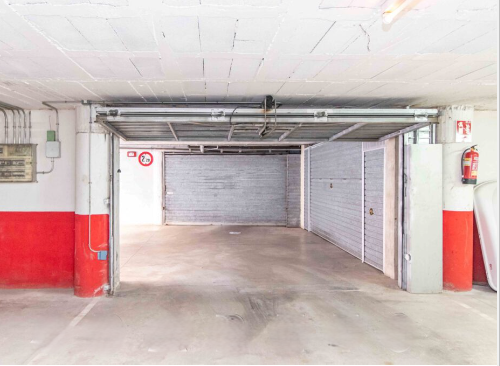 Garage to rent in Sant Oleguer, 33, Els Molins