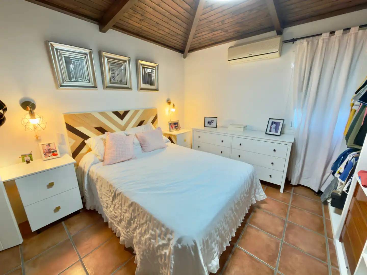 Habitación de Dúplex en venta en Bornos con Aire acondicionado, Terraza y Amueblado
