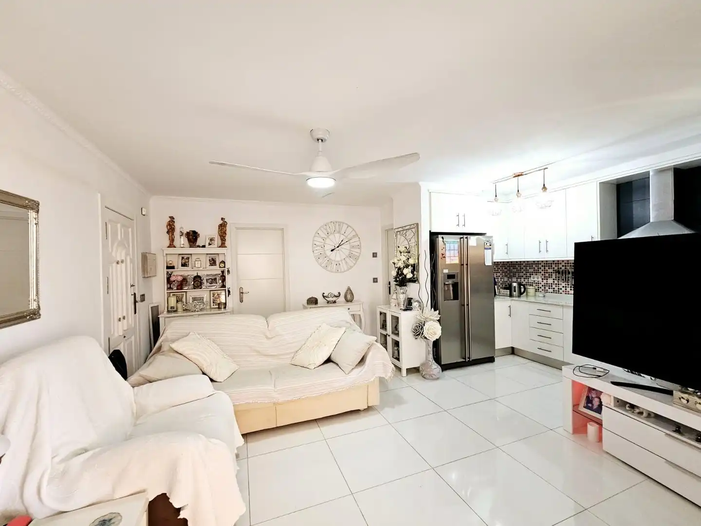 Sala d'estar de Apartament en venda en Mazarrón amb Jardí privat, Terrassa i Piscina comunitària