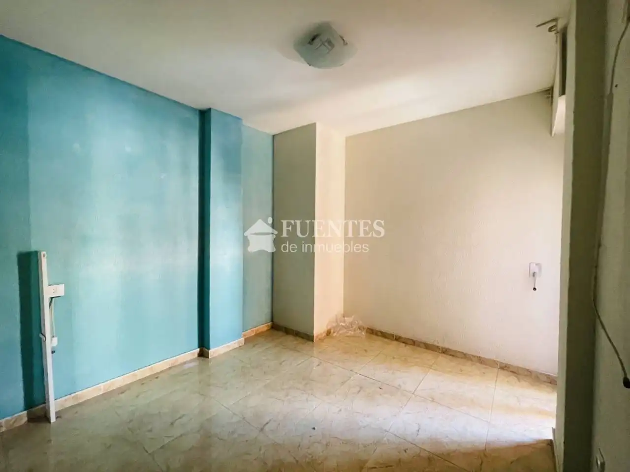 Habitación de Piso en venta en Alicante / Alacant con Aire acondicionado y Terraza