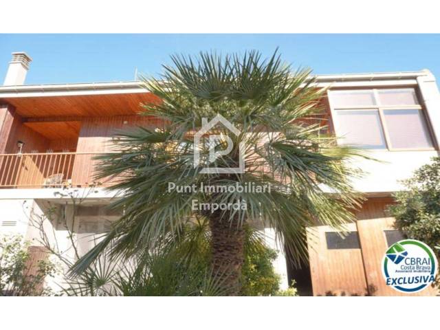 Casa-chalet en Venta en CL FAGES DE CLIMENT 7 17485 VILA-SACRA (GIRONA) en Vila-sacra
