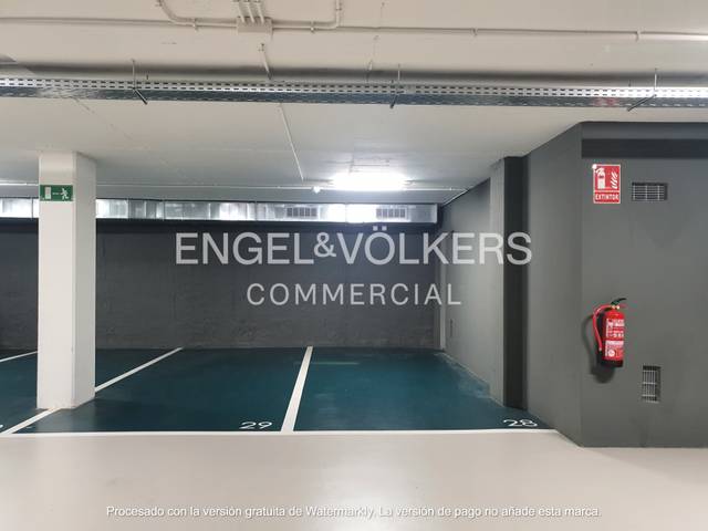 Garaje en Venta en Centre