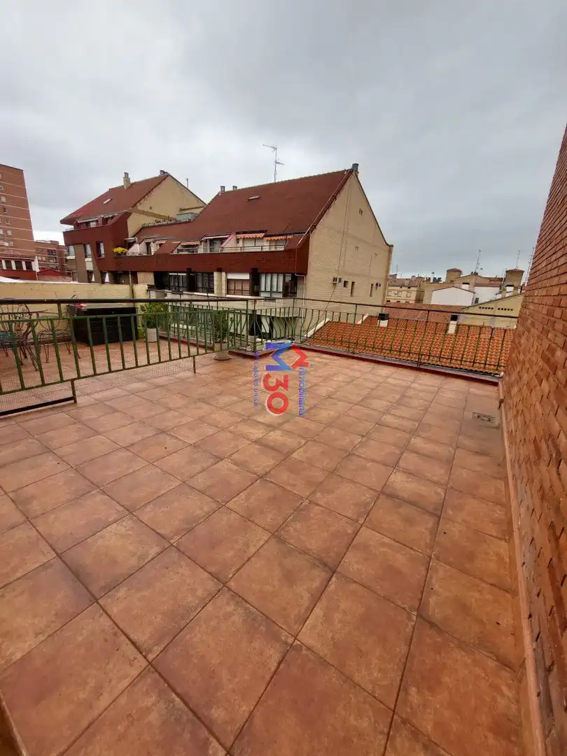 Terraza de Piso en venta en Miranda de Ebro con Calefacción, Terraza y Trastero